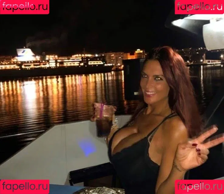 Gatina22 Onlyfans Photo Gallery 