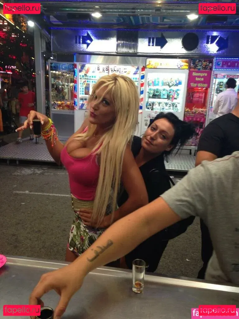 Gatina22 Onlyfans Photo Gallery 