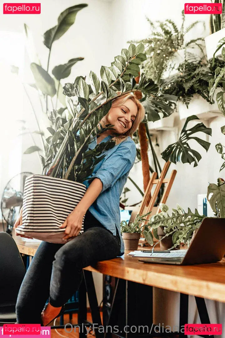 more_than_palnts Onlyfans Photo Gallery 