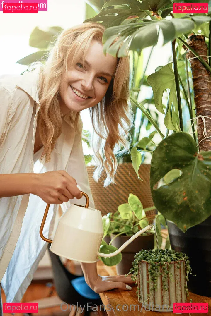 more_than_palnts Onlyfans Photo Gallery 