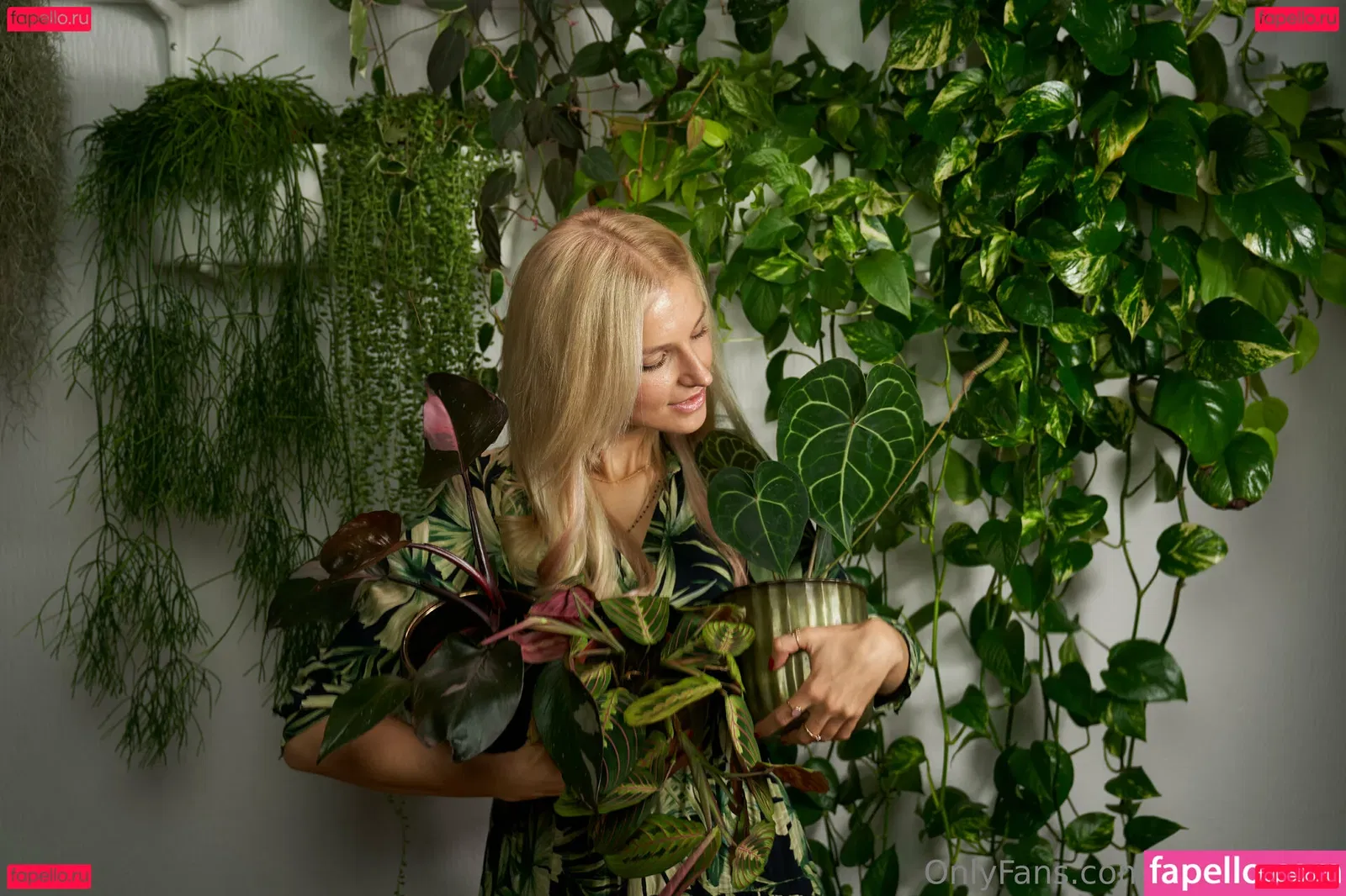 more_than_palnts Onlyfans Photo Gallery 