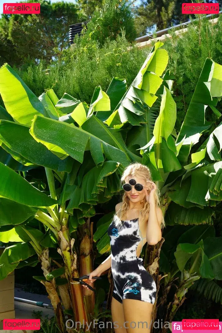 more_than_palnts Onlyfans Photo Gallery 