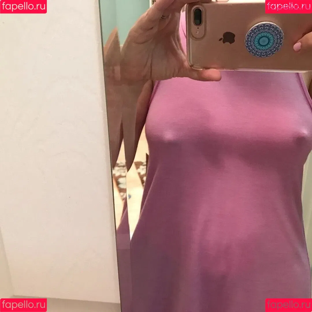 NipplyNurse Onlyfans Photo Gallery 