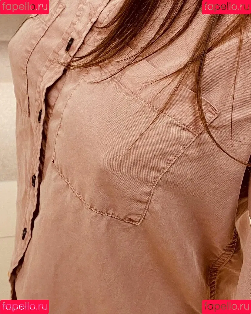 NipplyNurse Onlyfans Photo Gallery 
