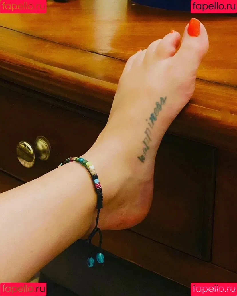 NipplyNurse Onlyfans Photo Gallery 