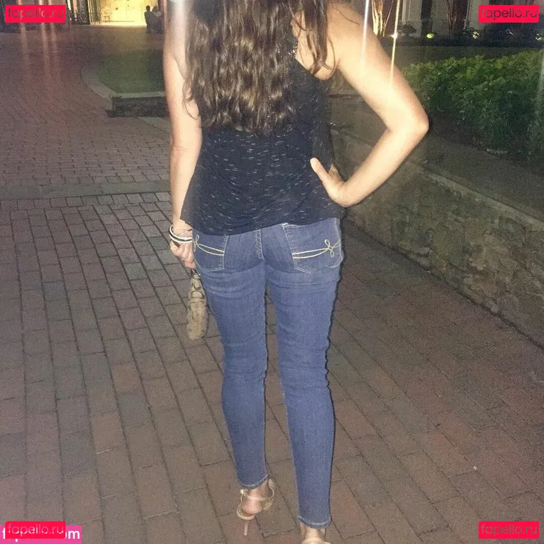 NipplyNurse Onlyfans Photo Gallery 