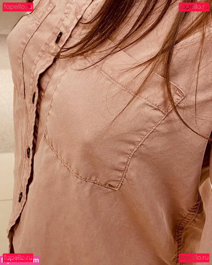 NipplyNurse Onlyfans Photo Gallery 