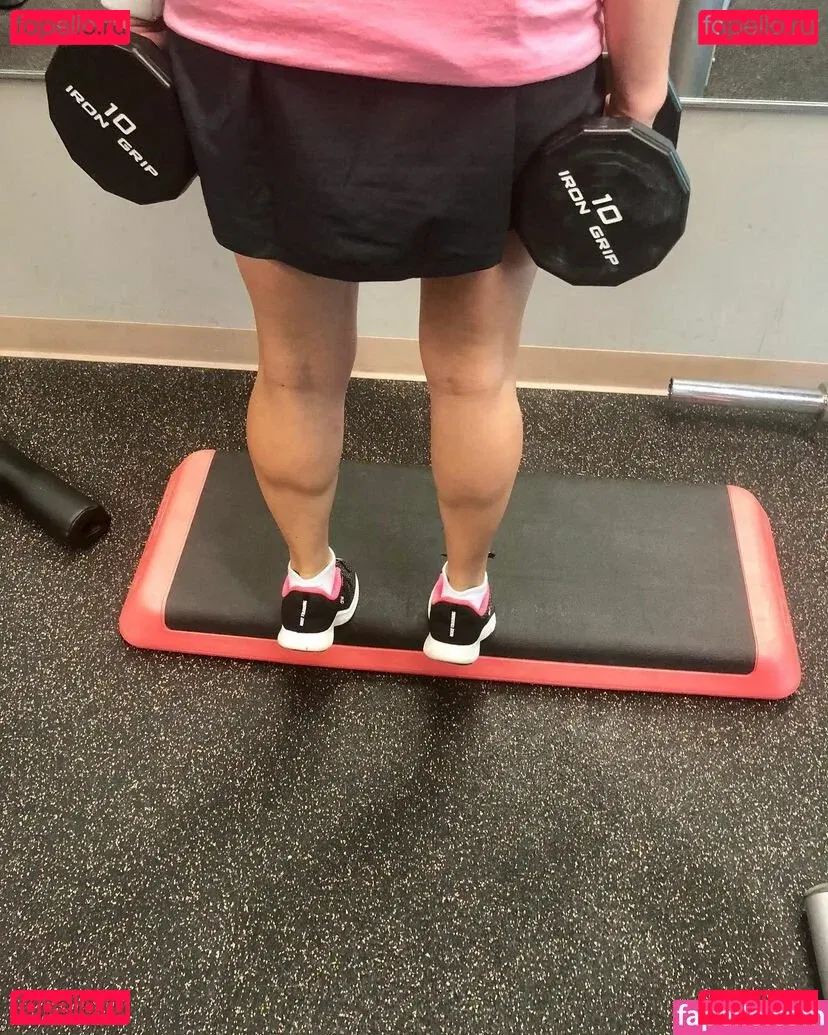 NipplyNurse Onlyfans Photo Gallery 