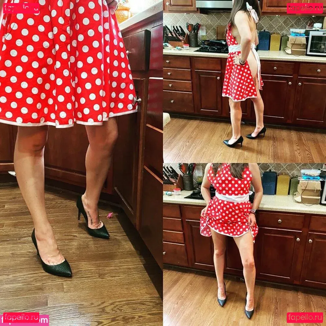 NipplyNurse Onlyfans Photo Gallery 