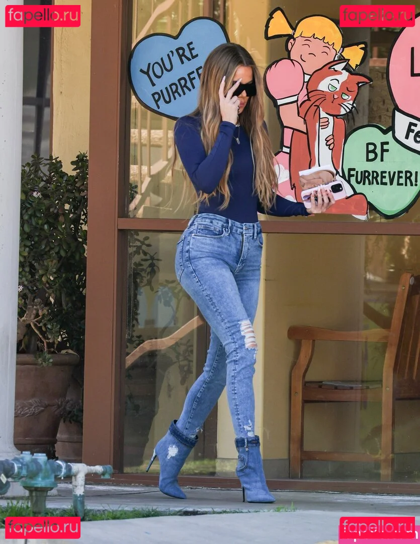 Khloe Kardashian Onlyfans Photo Gallery 