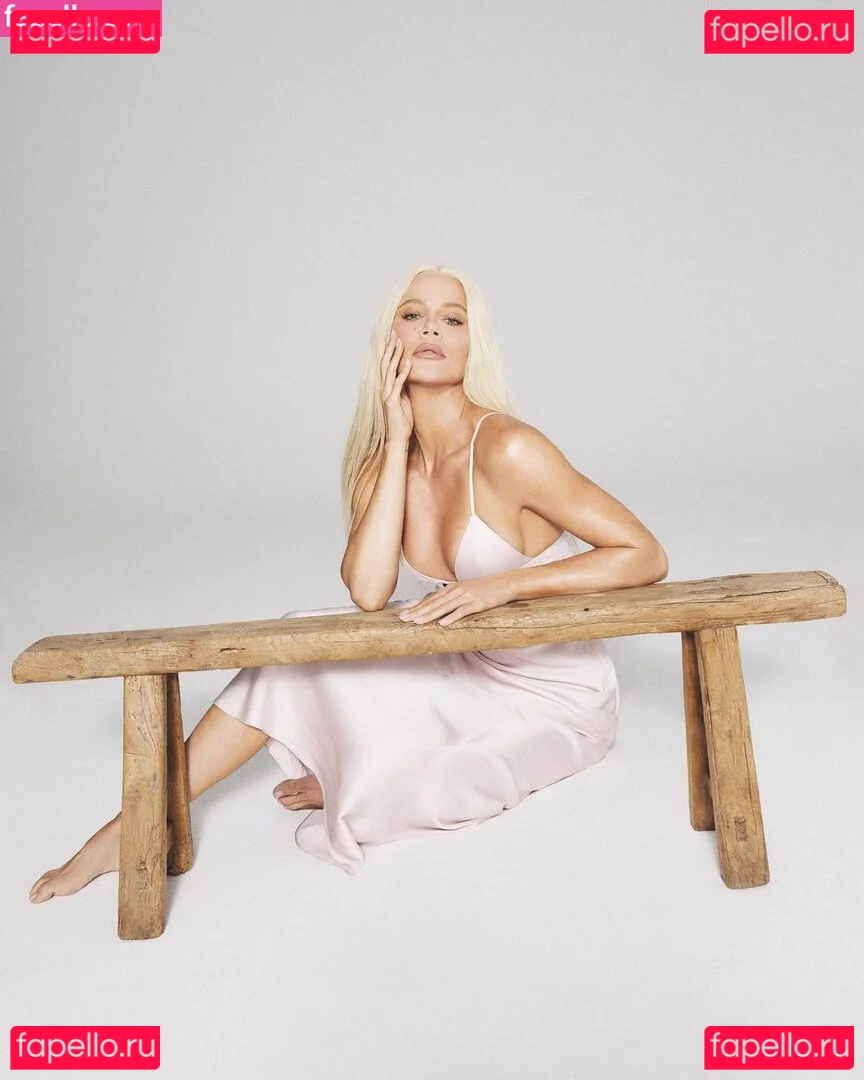 Khloe Kardashian Onlyfans Photo Gallery 