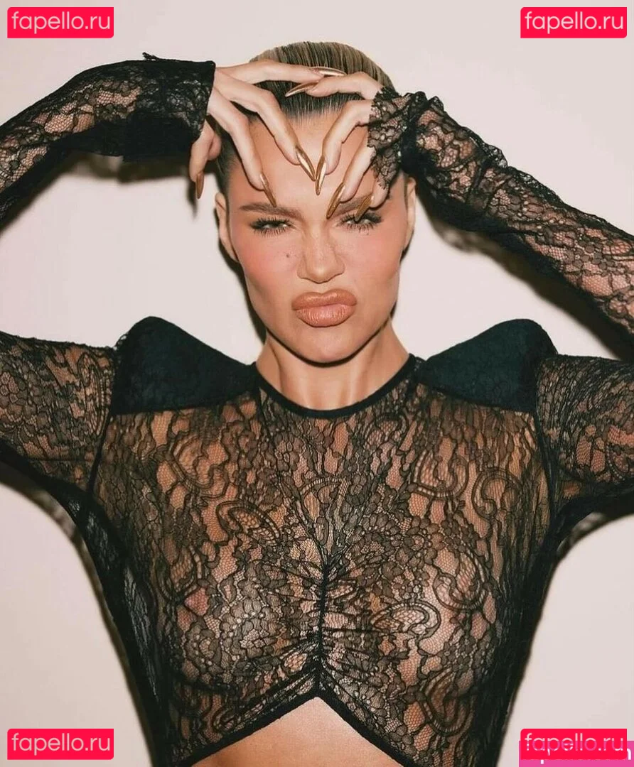 Khloe Kardashian Onlyfans Photo Gallery 