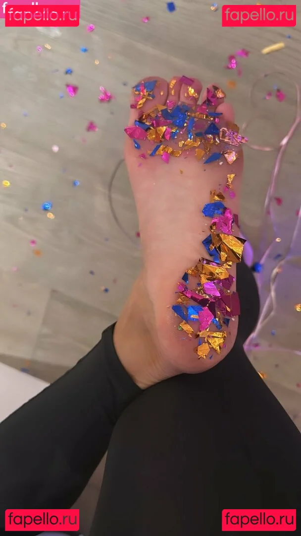 Khloe Kardashian Onlyfans Photo Gallery 