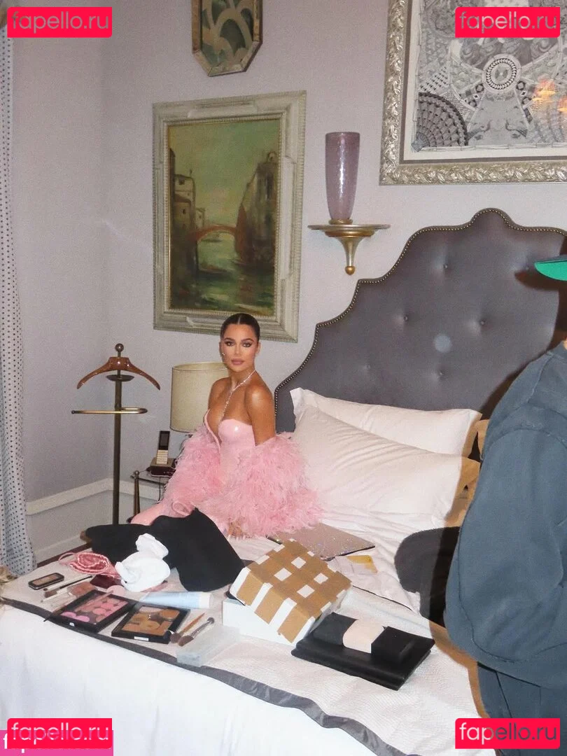 Khloe Kardashian Onlyfans Photo Gallery 