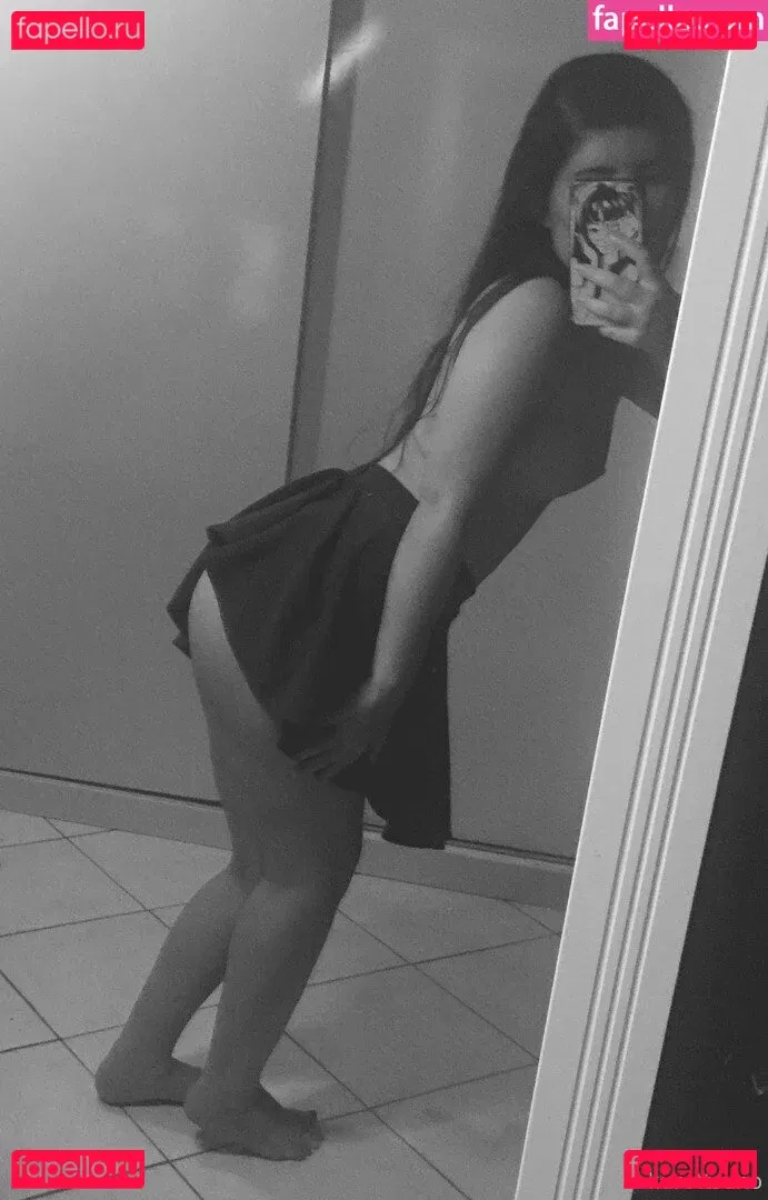 Kurottsuno Onlyfans Photo Gallery 