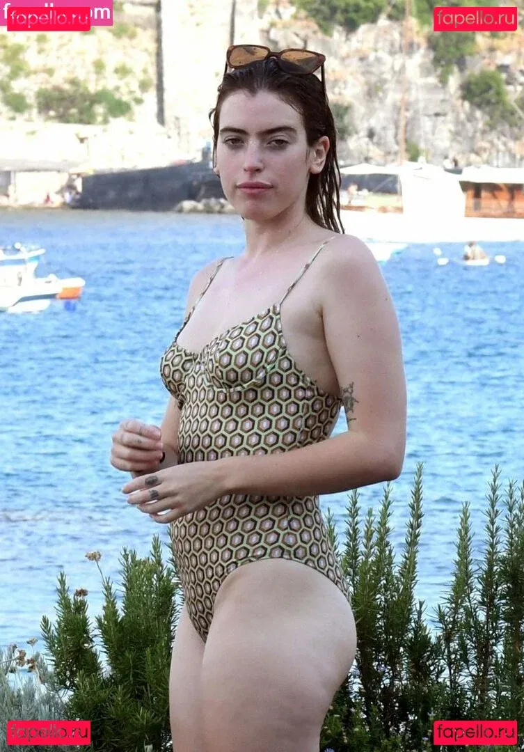 Clara McGregor Onlyfans Photo Gallery 