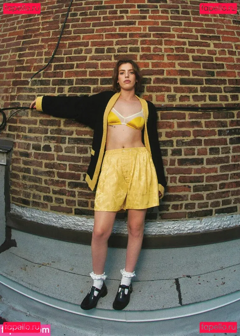 Clara McGregor Onlyfans Photo Gallery 