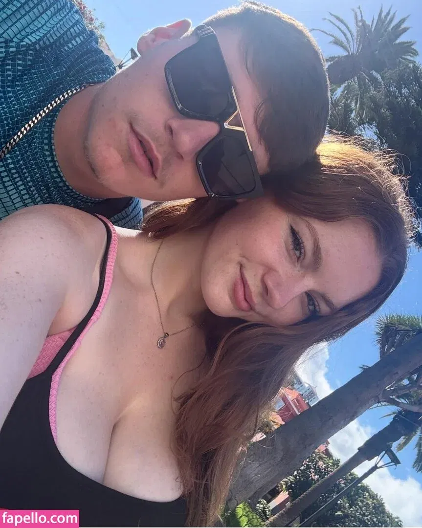 babylou17x Onlyfans Photo Gallery 