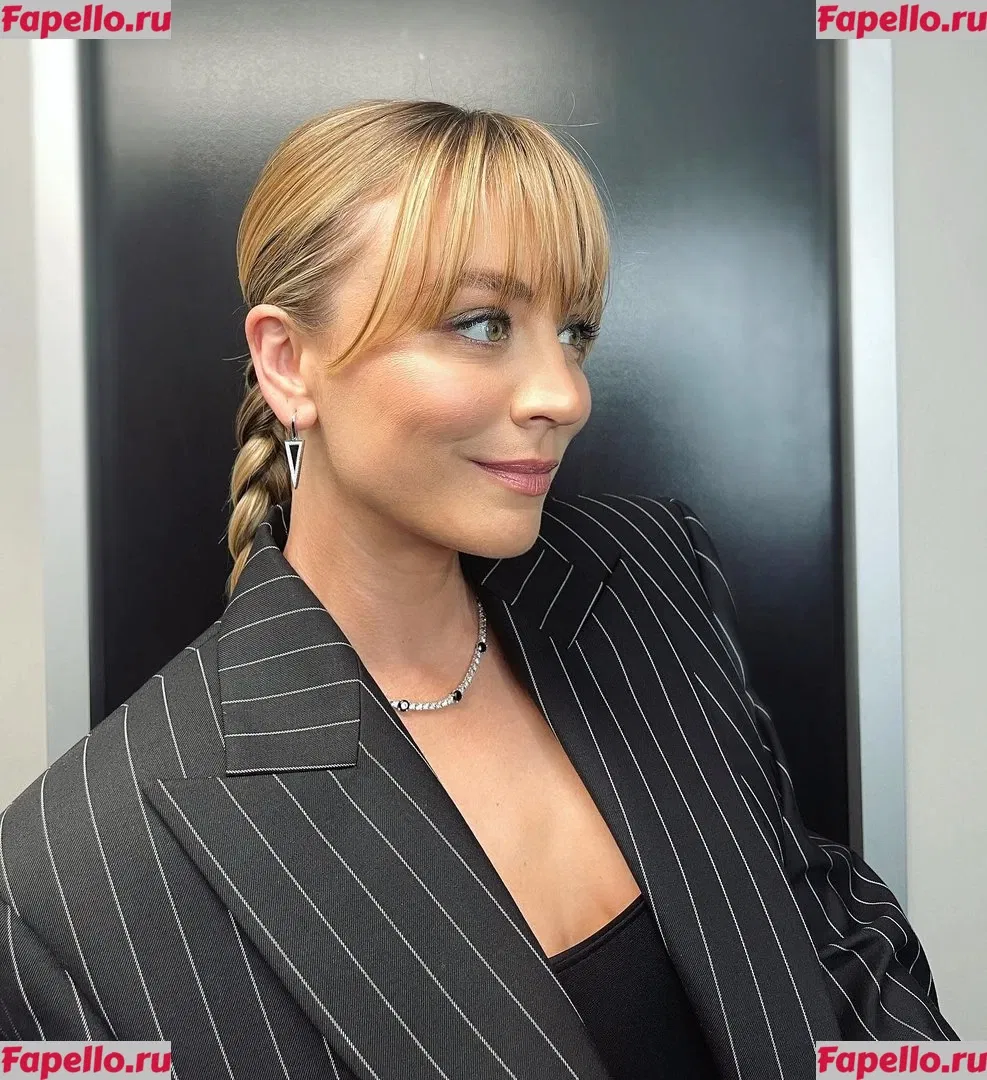 Kaley Cuoco Onlyfans Photo Gallery 