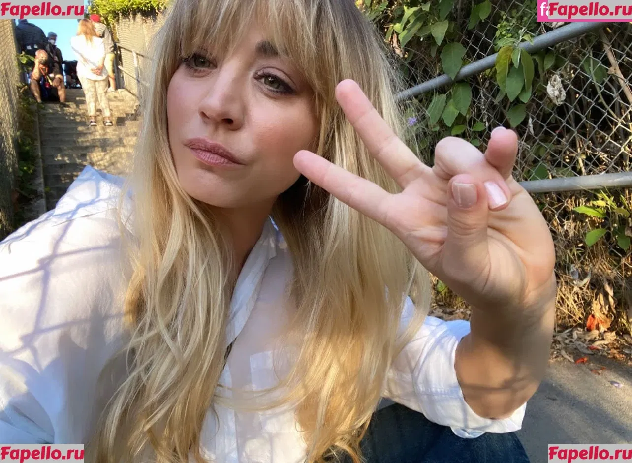 Kaley Cuoco Onlyfans Photo Gallery 