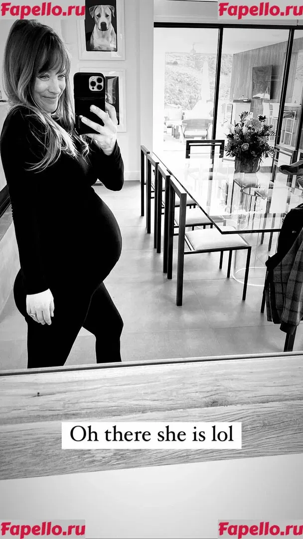 Kaley Cuoco Onlyfans Photo Gallery 
