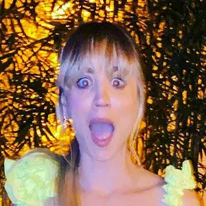Kaley Cuoco Onlyfans Photo Gallery 