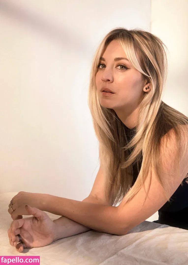 Kaley Cuoco Onlyfans Photo Gallery 