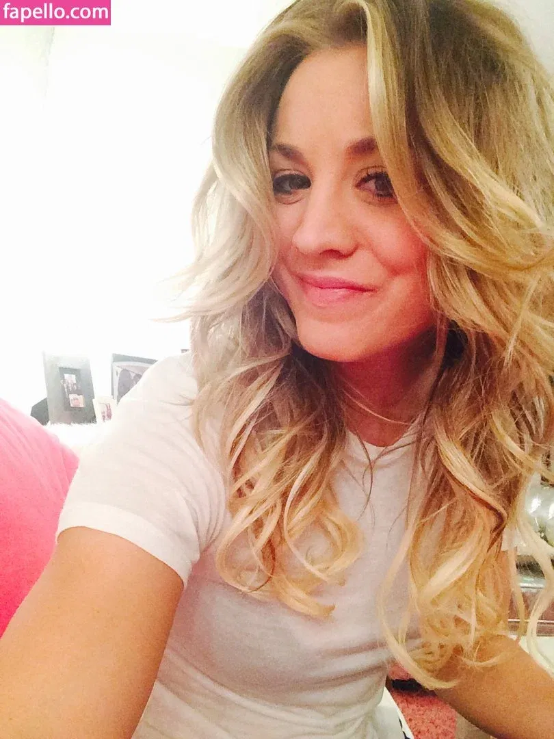 Kaley Cuoco Onlyfans Photo Gallery 