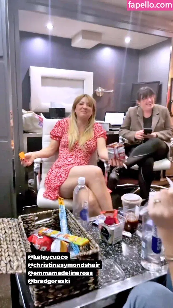 Kaley Cuoco Onlyfans Photo Gallery 