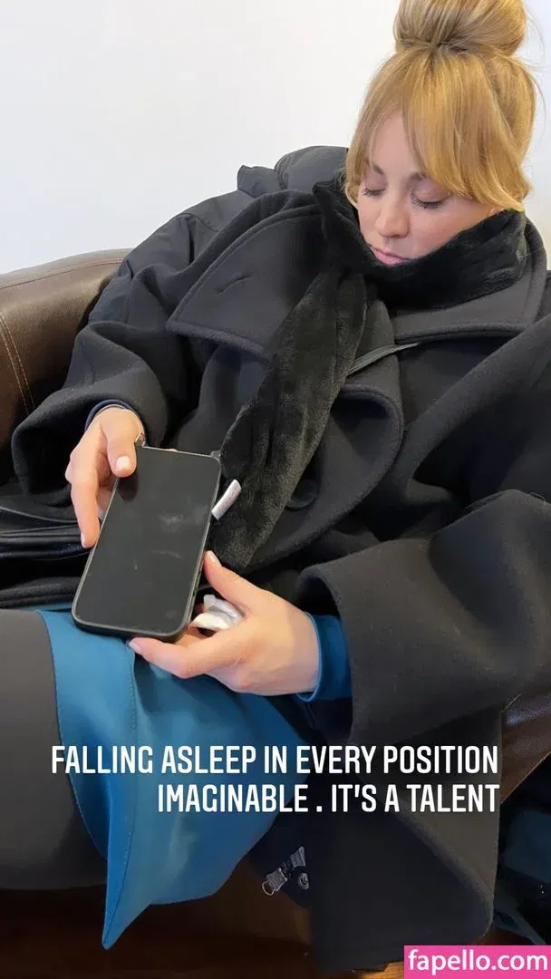 Kaley Cuoco Onlyfans Photo Gallery 