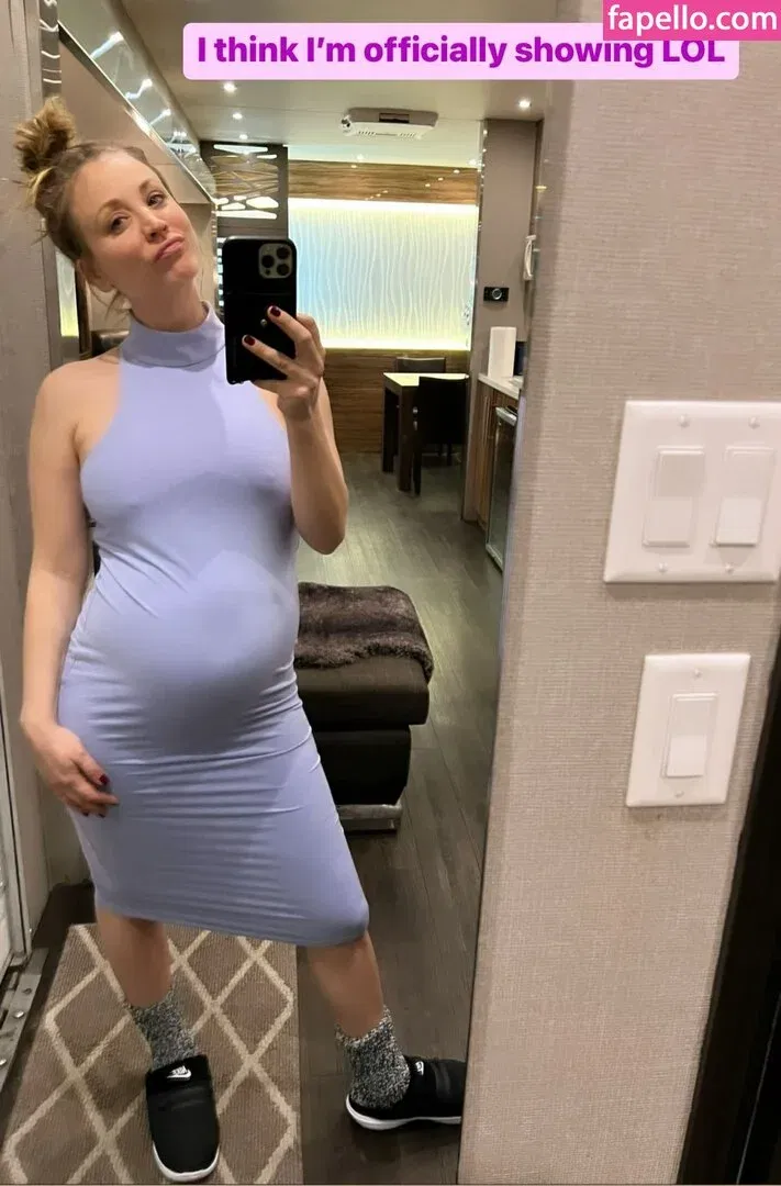 Kaley Cuoco Onlyfans Photo Gallery 