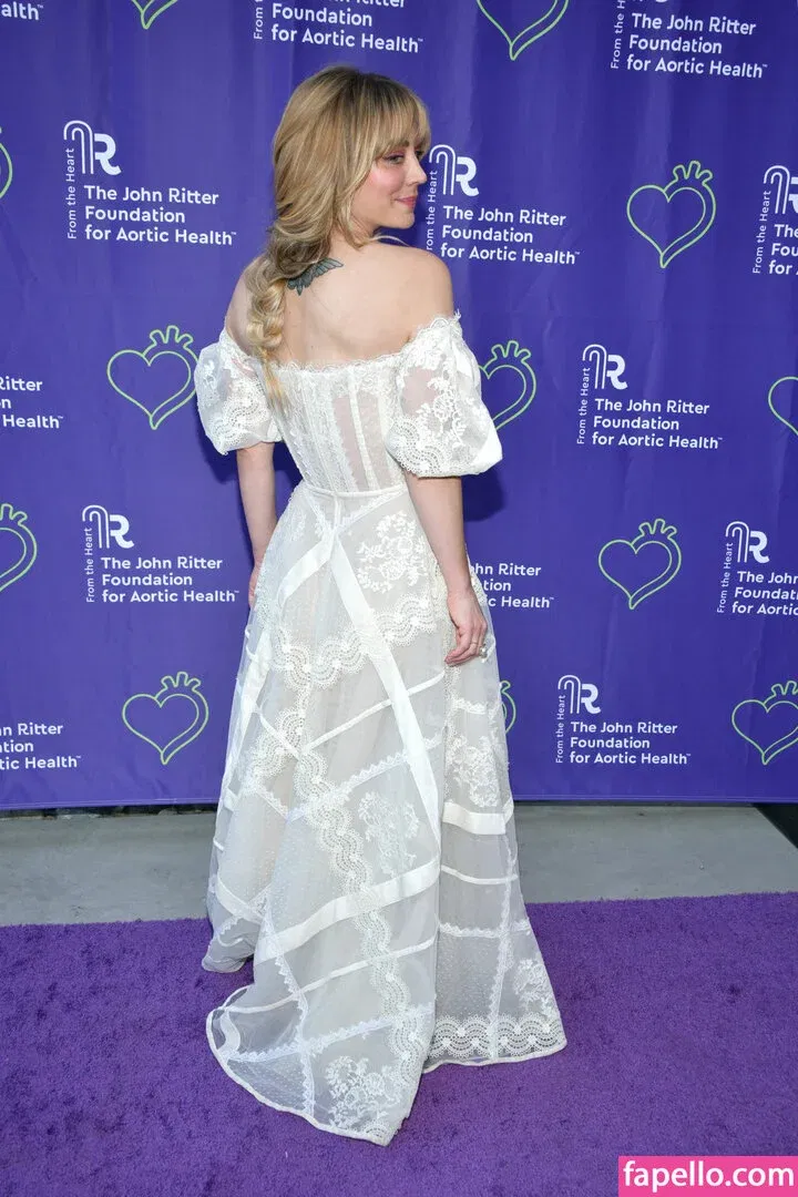 Kaley Cuoco Onlyfans Photo Gallery 