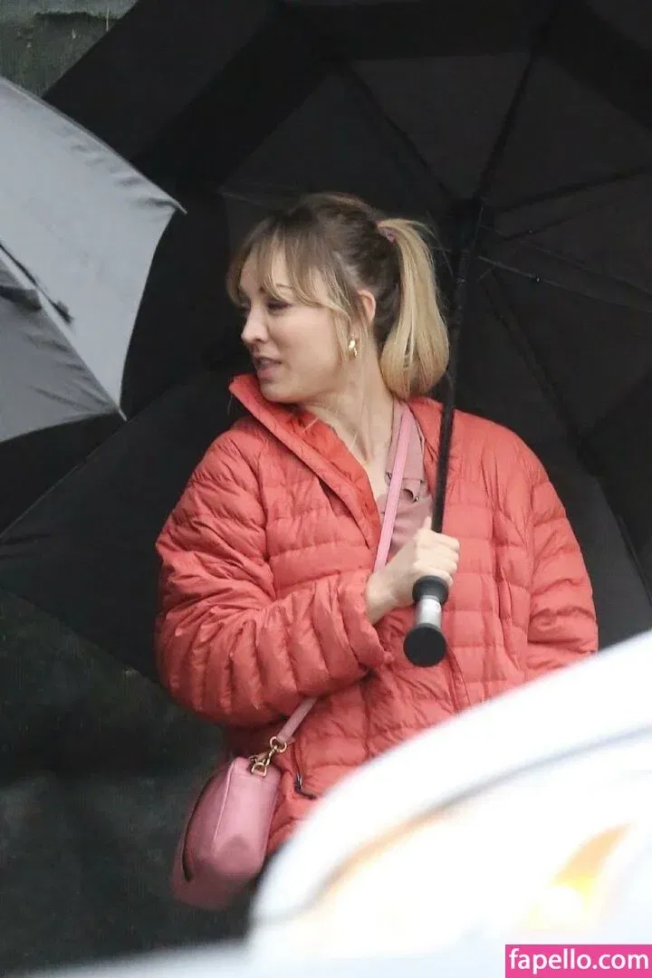 Kaley Cuoco Onlyfans Photo Gallery 