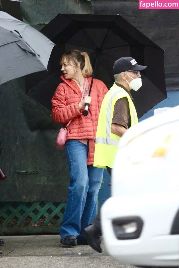 Kaley Cuoco Onlyfans Photo Gallery 