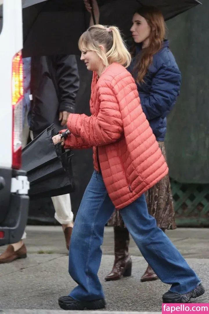 Kaley Cuoco Onlyfans Photo Gallery 