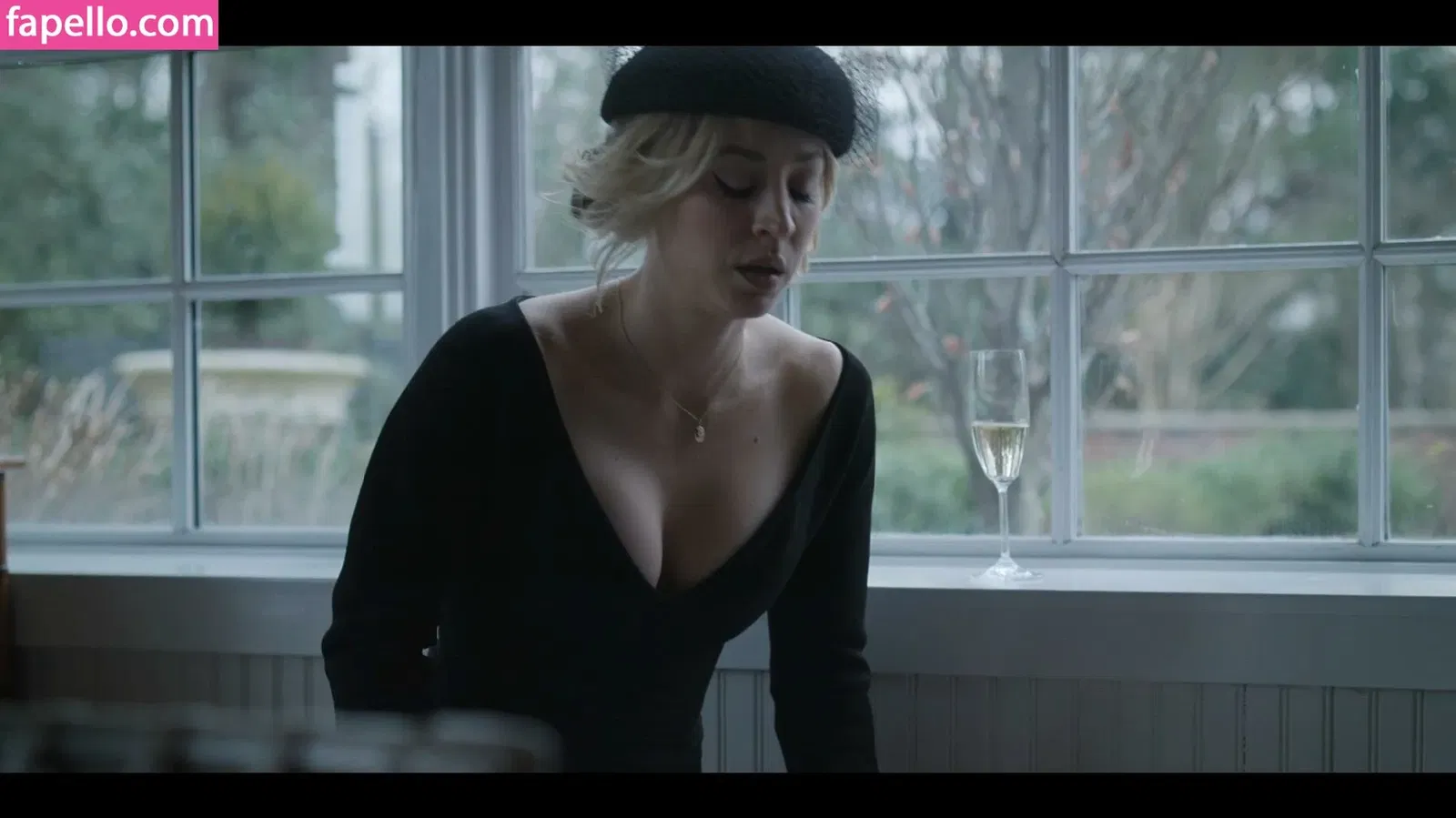 Kaley Cuoco Onlyfans Photo Gallery 