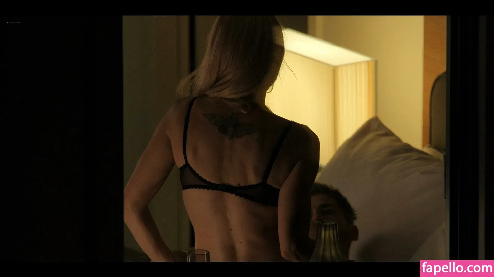 Kaley Cuoco Onlyfans Photo Gallery 