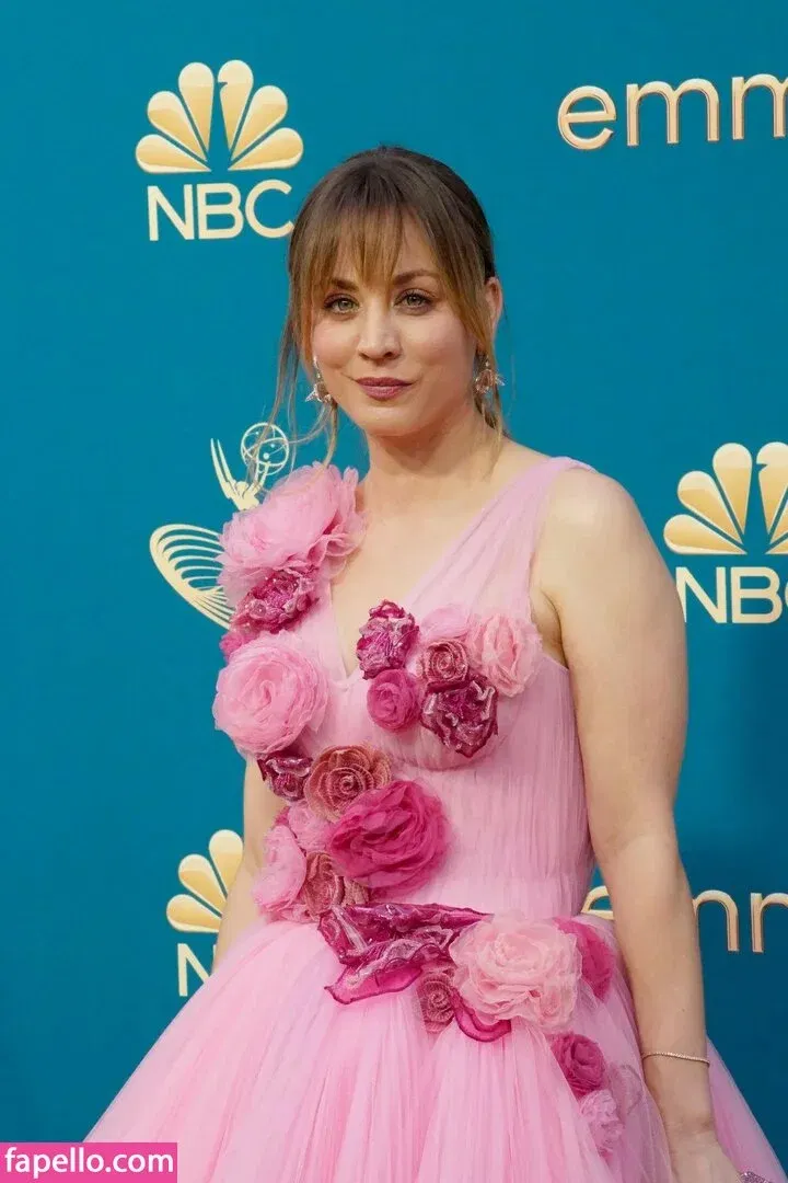 Kaley Cuoco Onlyfans Photo Gallery 