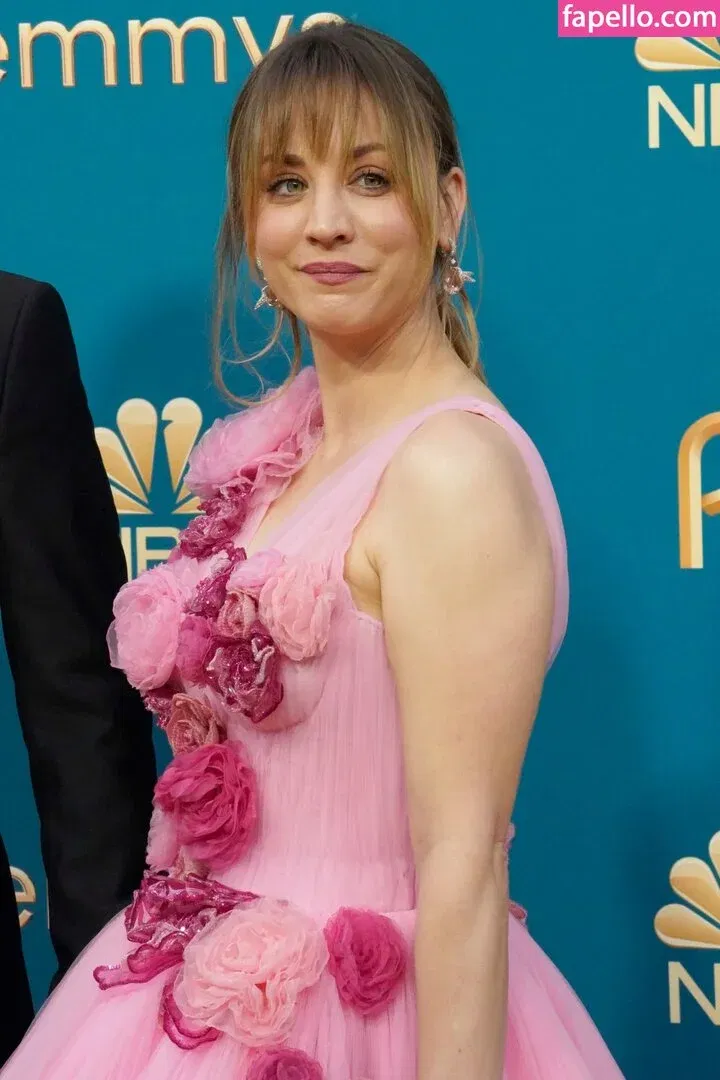 Kaley Cuoco Onlyfans Photo Gallery 