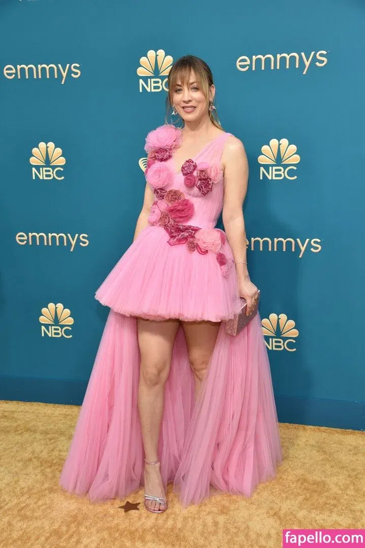 Kaley Cuoco Onlyfans Photo Gallery 