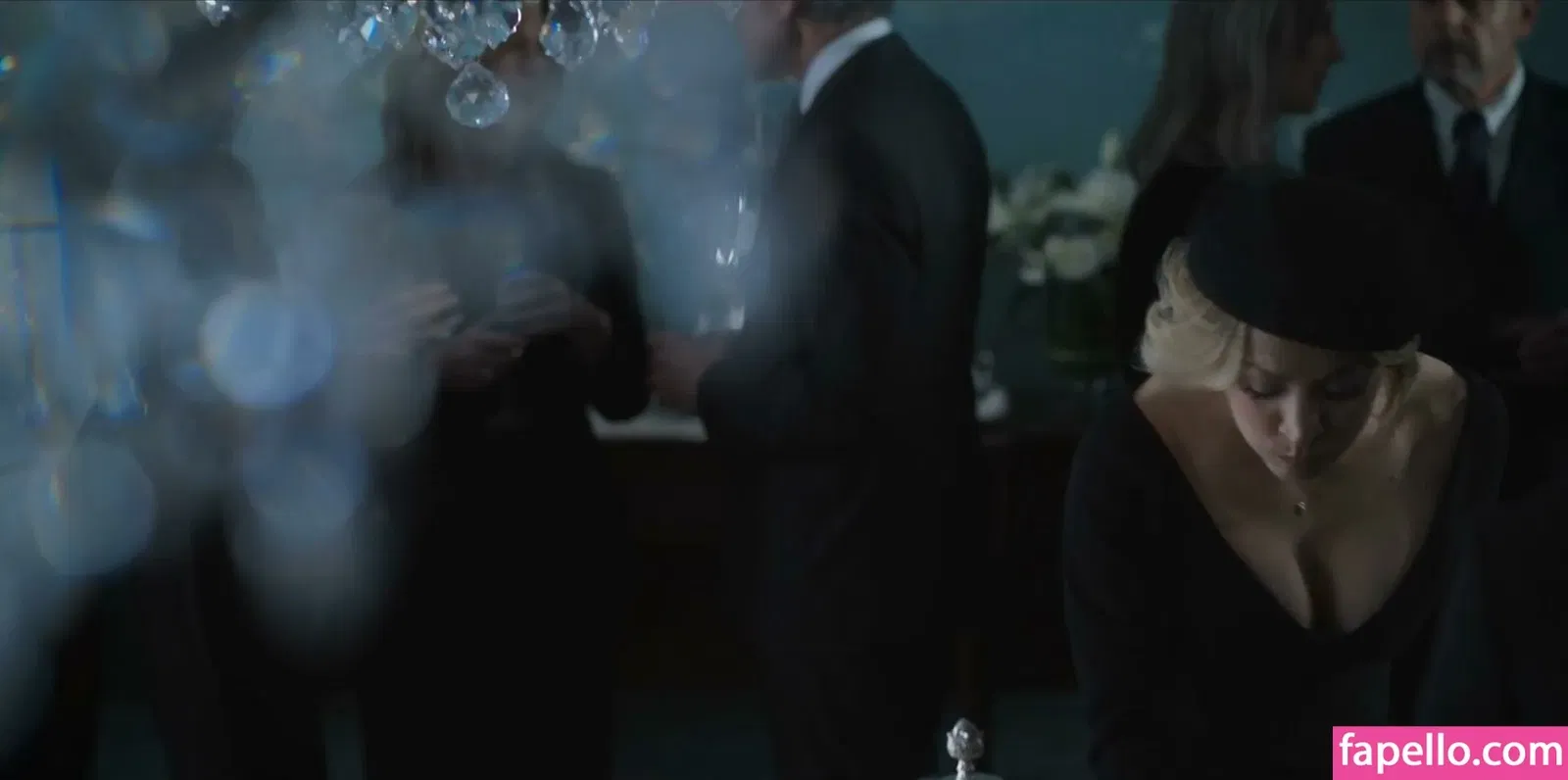 Kaley Cuoco Onlyfans Photo Gallery 