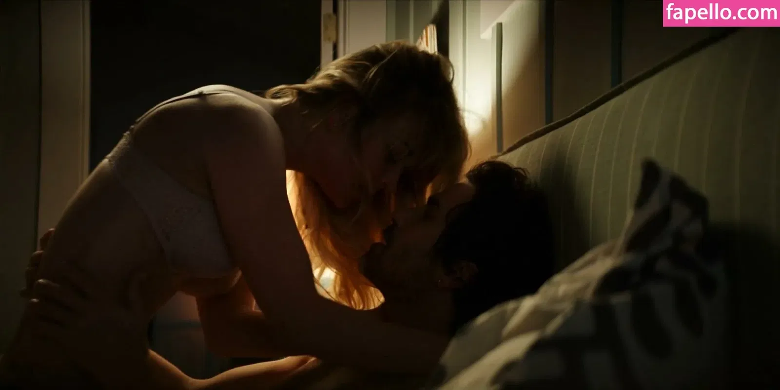 Kaley Cuoco Onlyfans Photo Gallery 