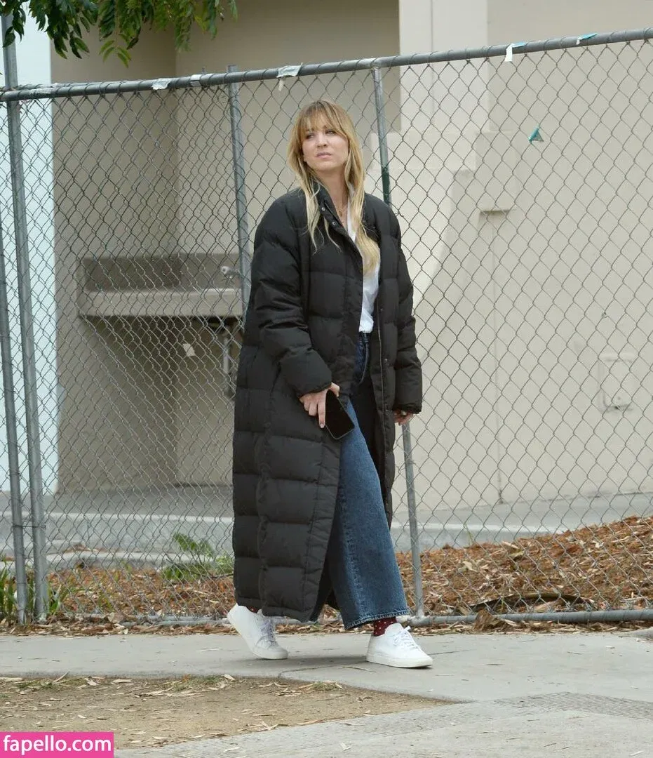 Kaley Cuoco Onlyfans Photo Gallery 