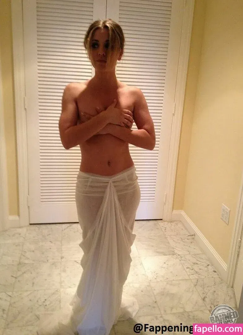 Kaley Cuoco Onlyfans Photo Gallery 
