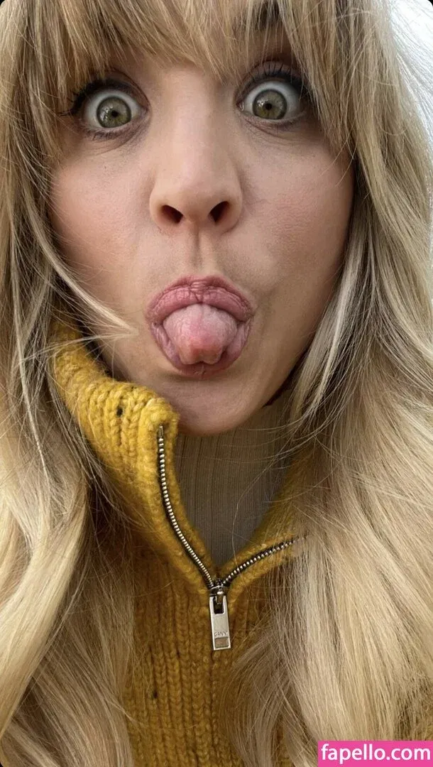 Kaley Cuoco Onlyfans Photo Gallery 