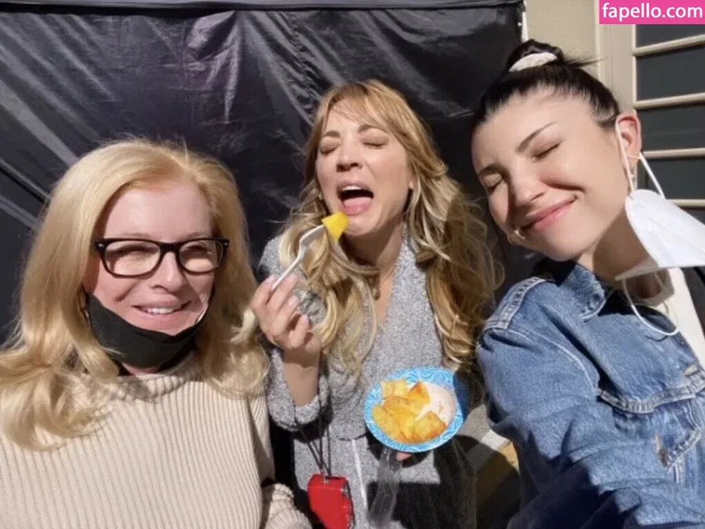 Kaley Cuoco Onlyfans Photo Gallery 