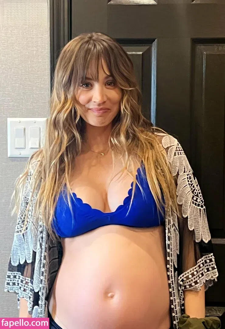 Kaley Cuoco Onlyfans Photo Gallery 