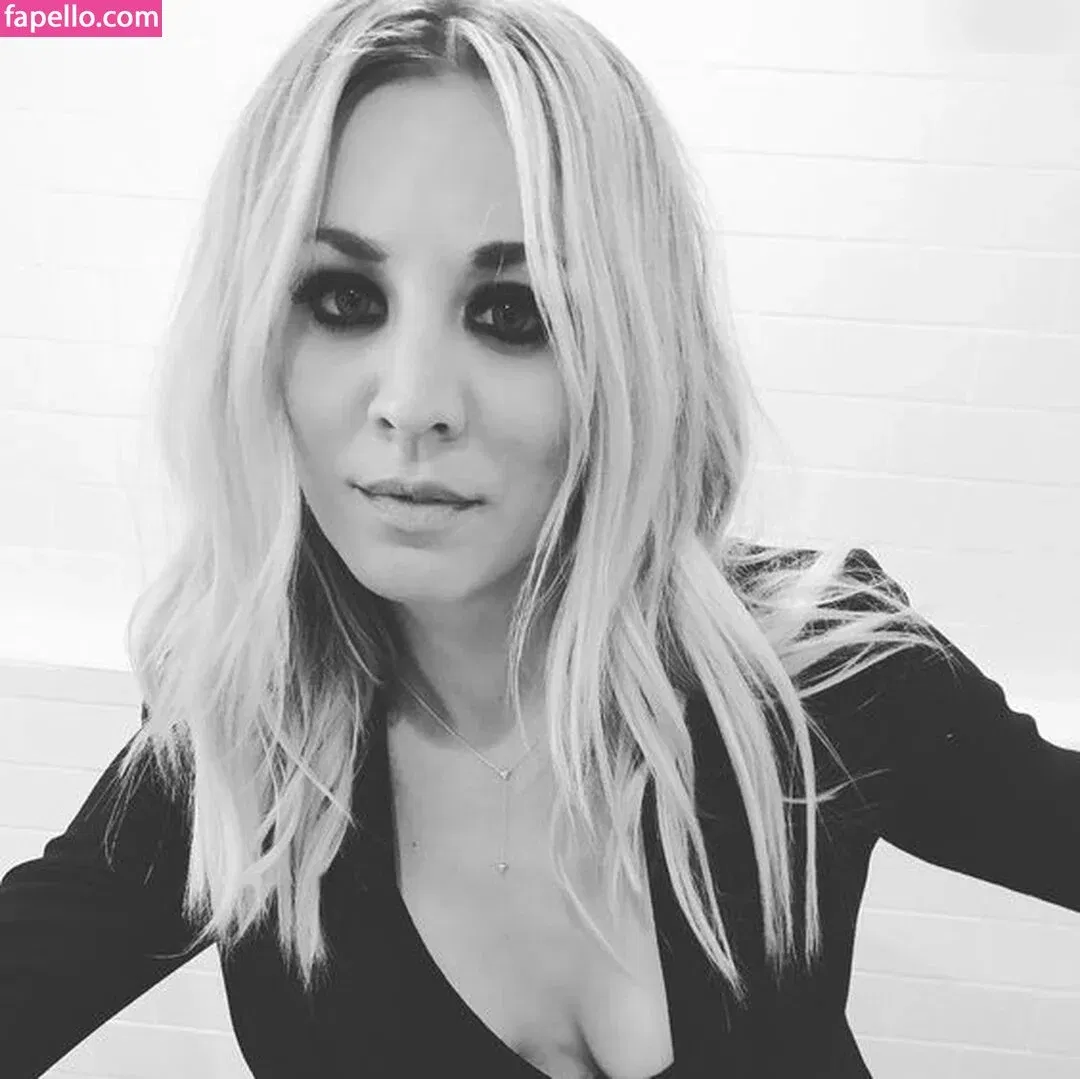 Kaley Cuoco Onlyfans Photo Gallery 