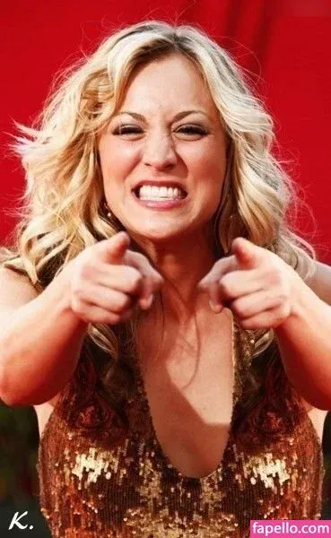 Kaley Cuoco Onlyfans Photo Gallery 