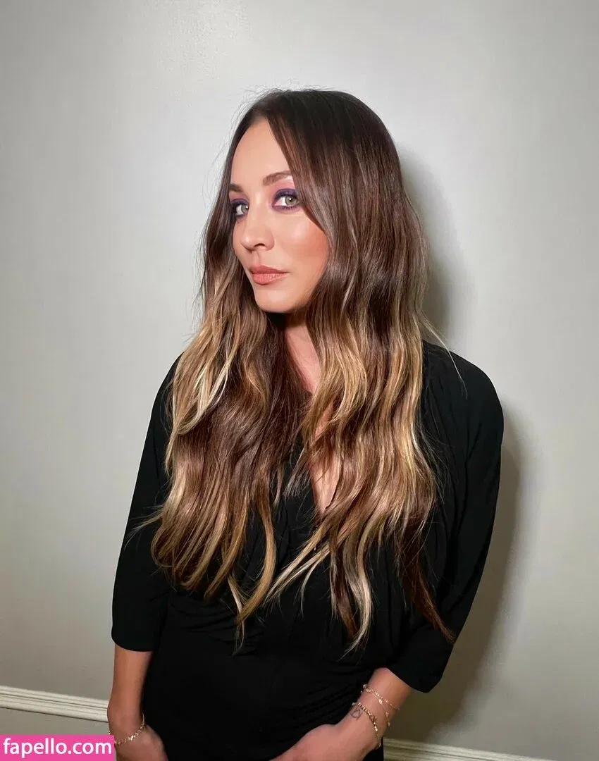 Kaley Cuoco Onlyfans Photo Gallery 